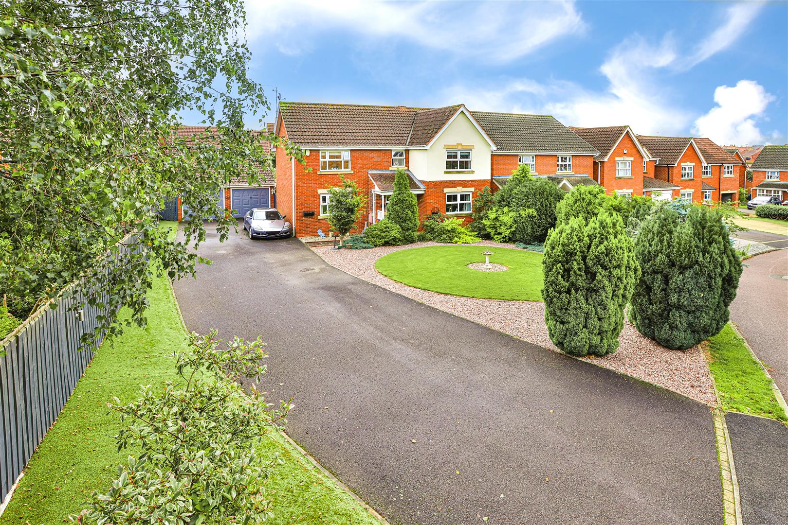 18 Oathill Rise, Burton Latimer Chris The Estate Agent