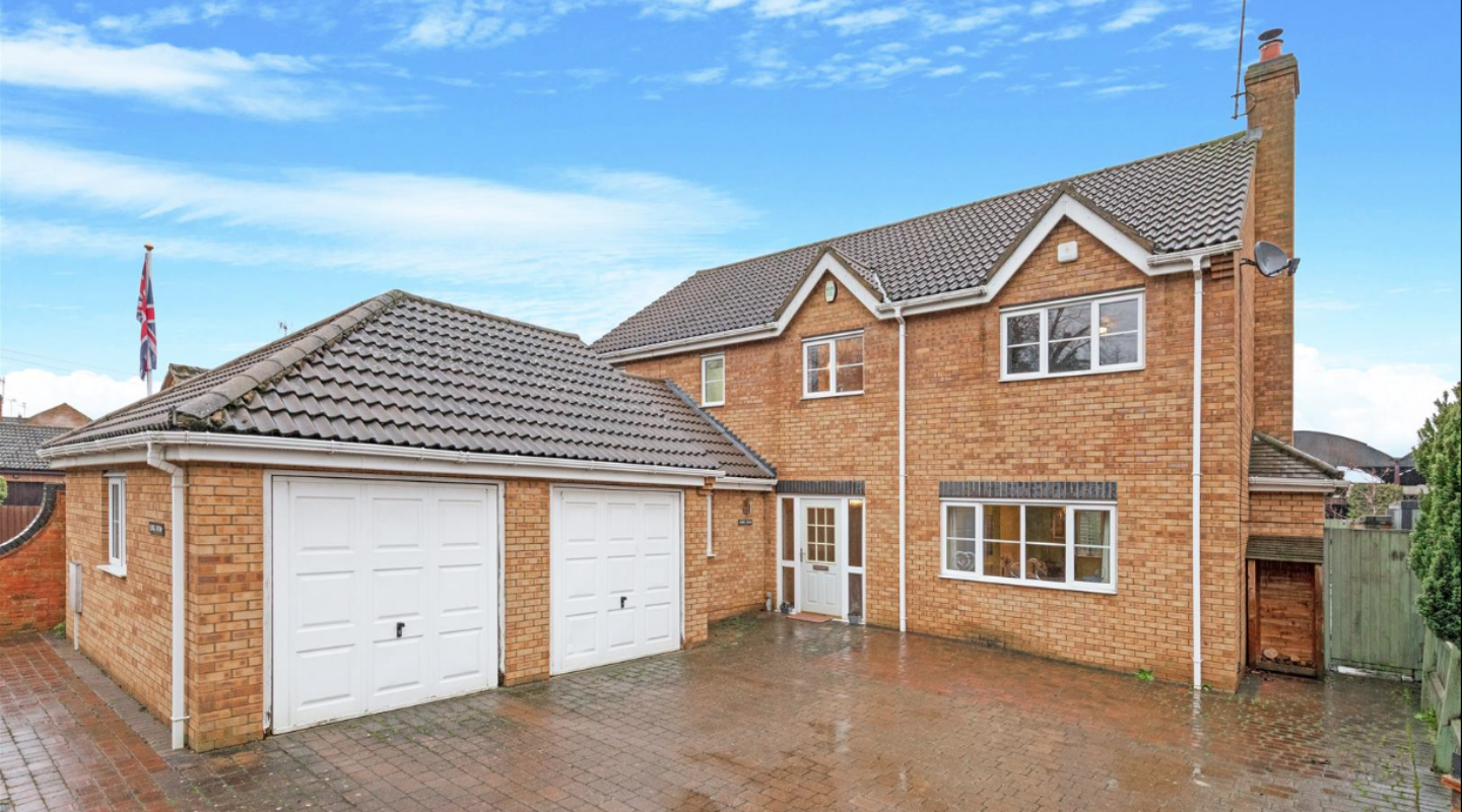 Long View, Clopton, NN14 3DZ